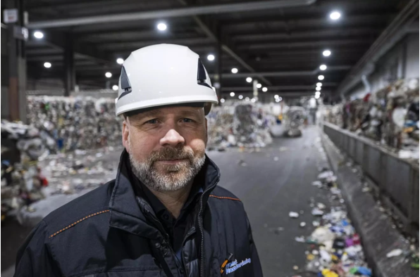 Ông Mattias Philipsson cho biết cơ sở này có thể xử lý lượng rác thải nhựa tương đương với toàn bộ rác thải nhựa của Thụy Điển. (Ảnh: AFP)